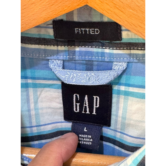 Men's GAP Blue White Plaid Fitted Short Sleeve Button Down Shirt L - Picture 3 of 6
